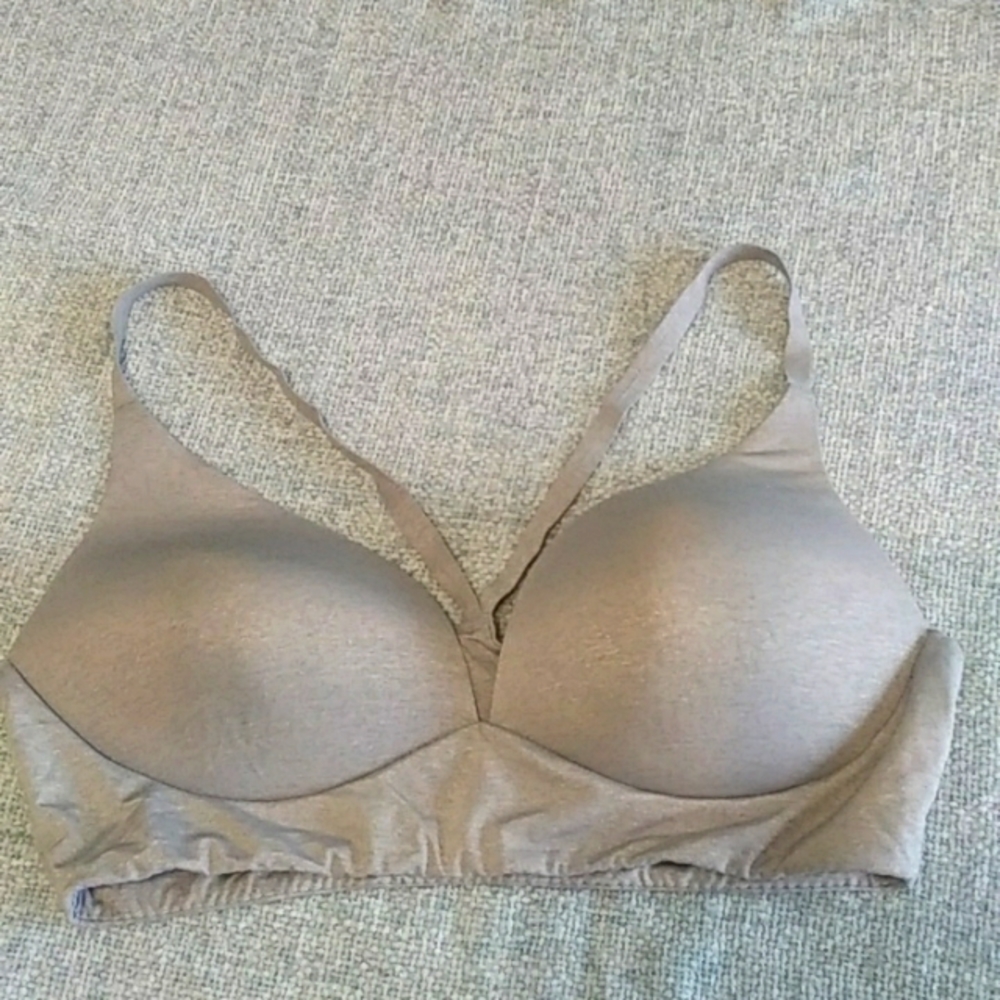 Victoria's secret lightly lined plunge bra, VGUC